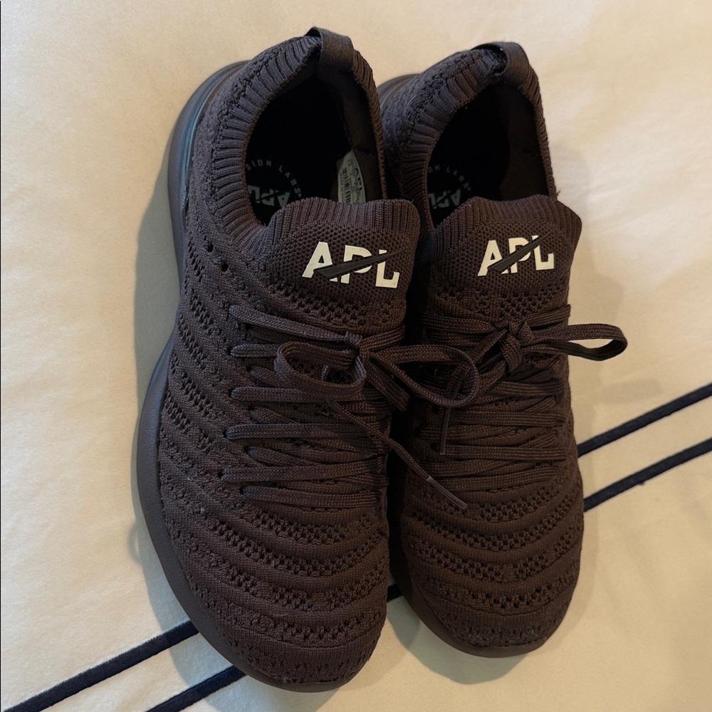 APL women’s Chocolate Knit Athletic Shoes